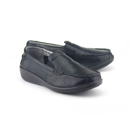 נעלי מוקסין אורטופדיות הדגם הקלאסי