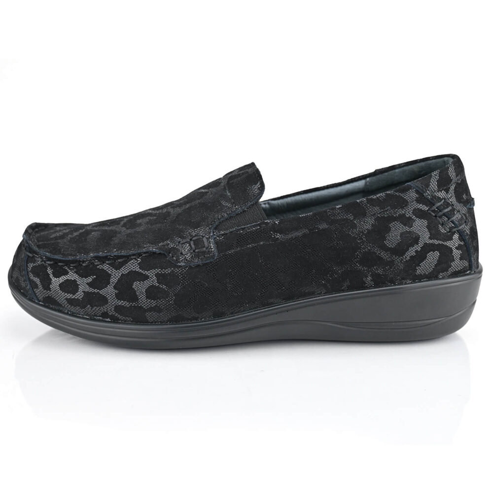 נעלי מוקסין דגם Milano שחור עם הדפס מנוחש